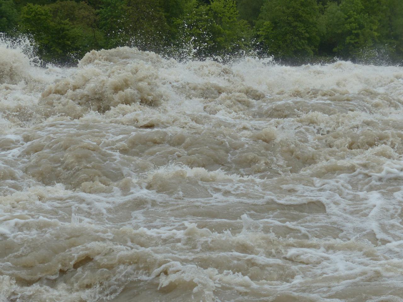 Image of high waters from Pixabay