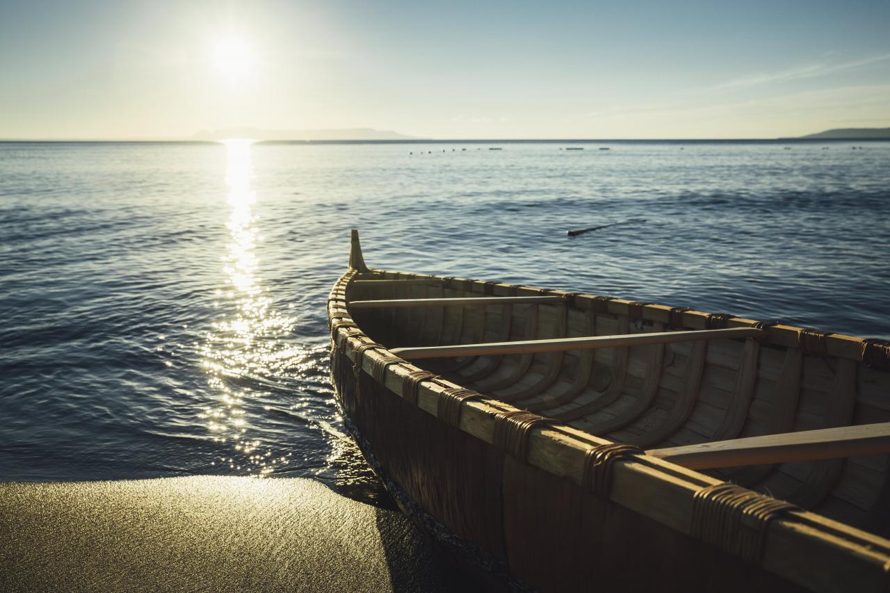 Image of canoe