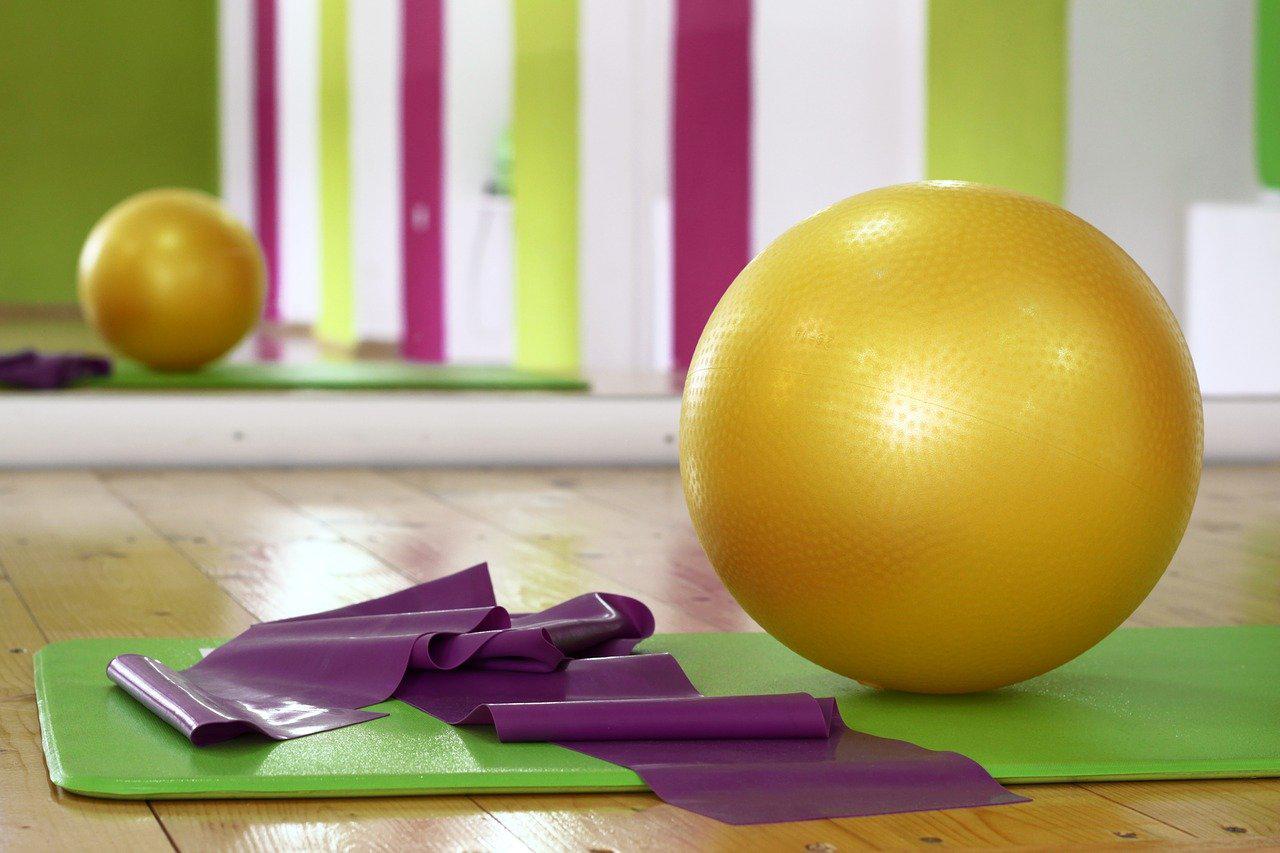 Image of Gym Pilate Balls by ArtCoreStudios from Pixabay