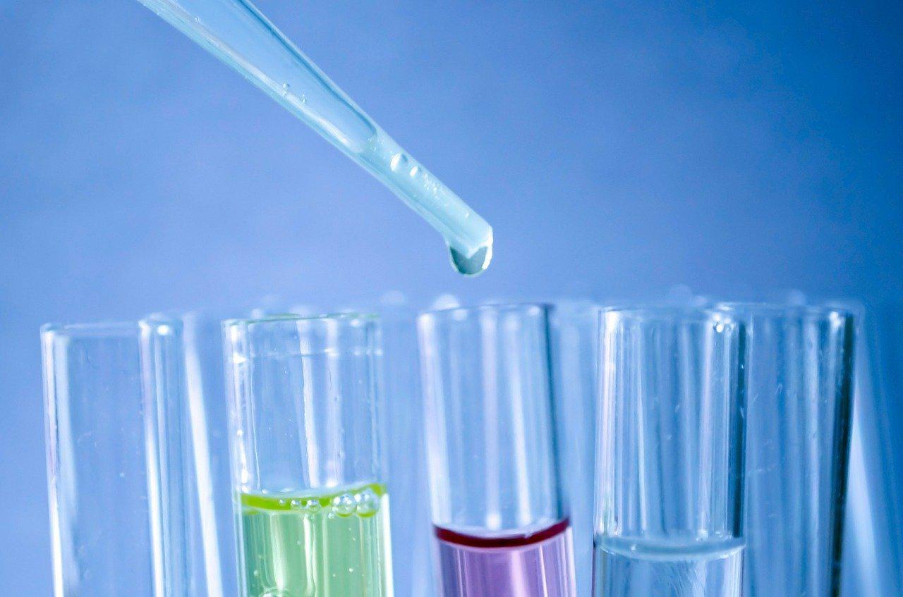 Image of test tubes from Pixabay