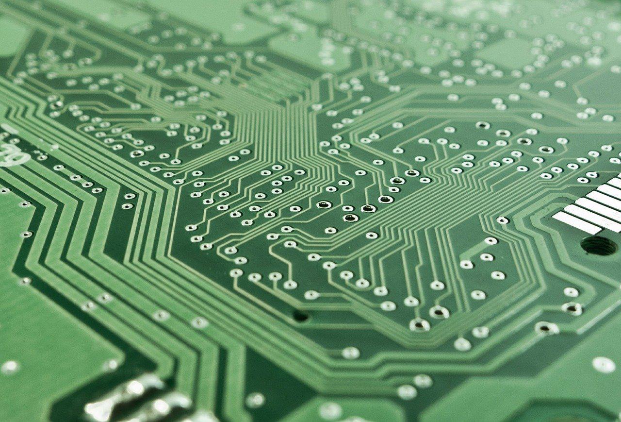 Image of Electronics by Michael Schwarzenberger from Pixabay