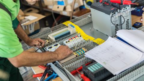 Image of the creation of an electrical panel courtesy of Redbrick Communications