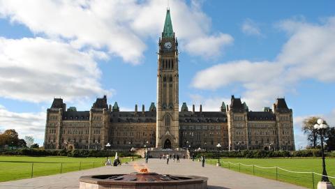 Image of Parliament Hill in Ottawa by Festivio through Pixabay