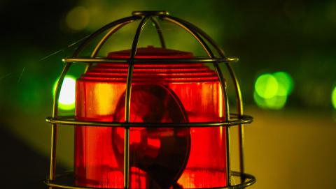 Image of alarm by Thomas Breher from Pixabay 