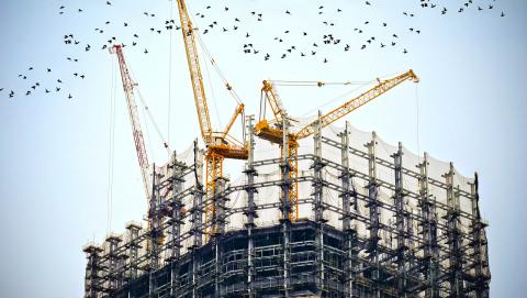 Image of buidling construction from Pixabay