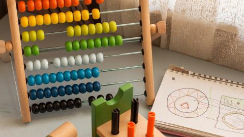 Image of abacus from Pixabay